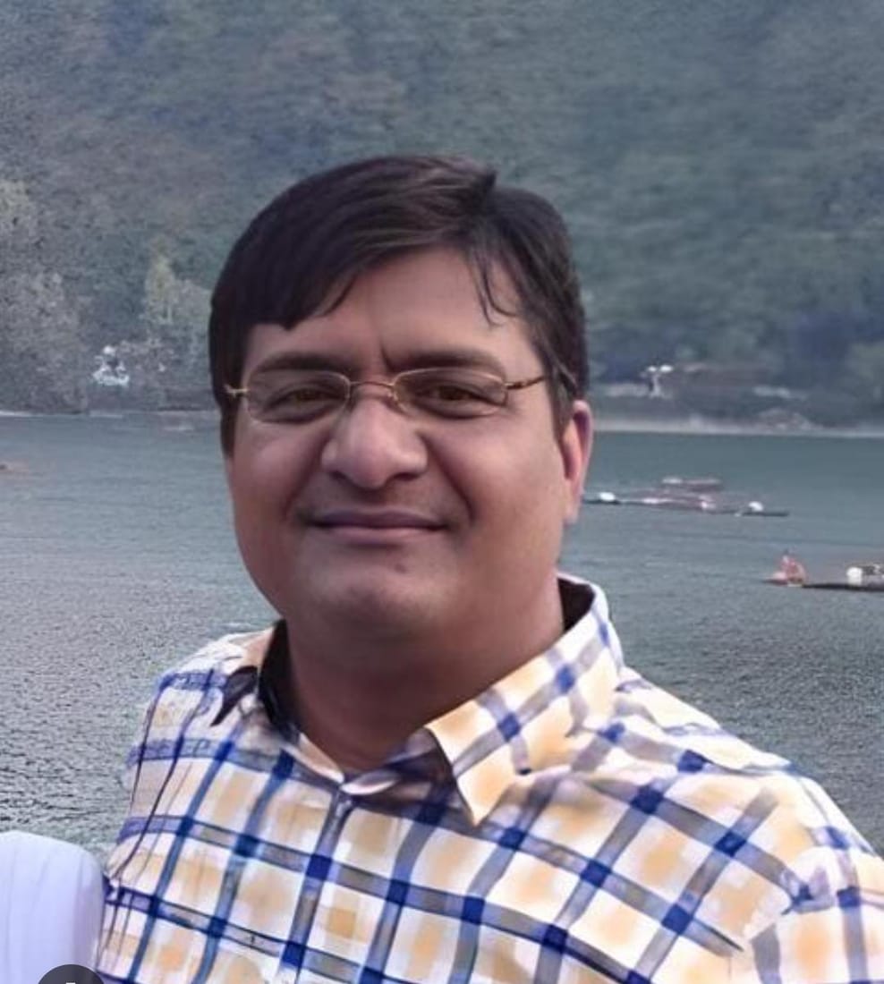 Dr. Alok Sachan, MD (Medicine)